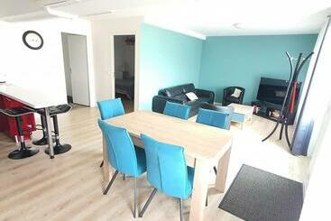 דירות לתיירים Gîte 5 Personnes Dompierre Sur Besbre