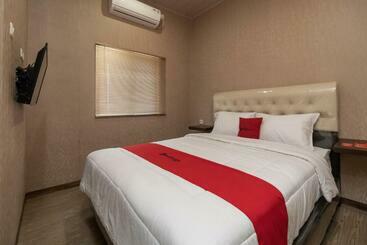 هتل Reddoorz @ Jalan Srikandi Pekanbaru