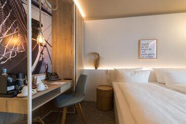 Hafenhotel Zu Putbus