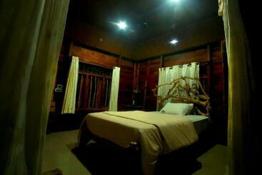 리조트 Pugmarks Jungle Lodge