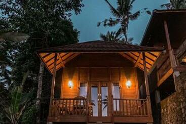 پانسیون Uma D Nyuh Homestay