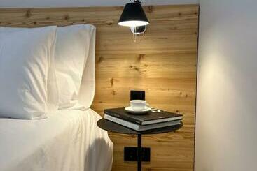 Aparthotel Santa Clara 1828