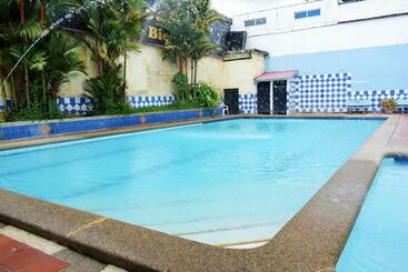 هتل Descanso Inn Villavicencio