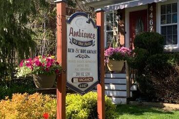 آپارتمان‌های توریست‌ها Ambiance By The Falls Cozy Suite