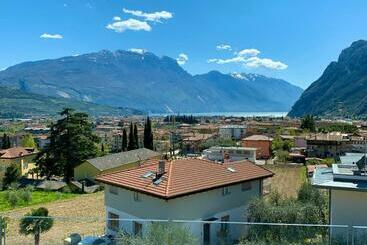 هتل Visioni Lake View Boutique Rooms & Breakfast   Adults Friendly