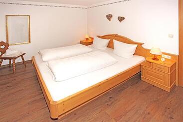 Жильё для туристов Gästehaus Dreitorspitz