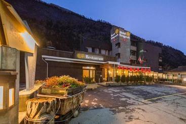 בית מלון כפרי Lungwah