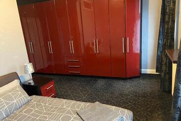 آپارتمانهای توریستها St Pauls Rd   Townhouse Accommodation