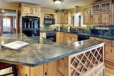 شقق خاصة سياحية Lazy Pines Lodge