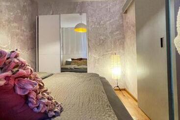 Turist apartmanları Viktor Apartment