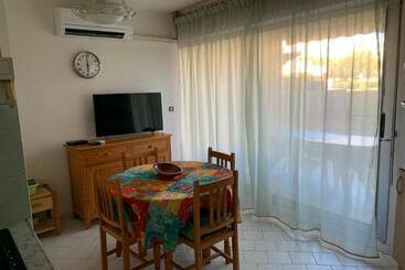 ツーリストアパートメント Les Goêlands 3   Rdc Appt 1  Port Plage Rive Ouest