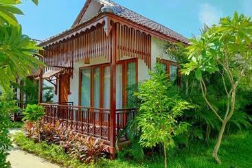 هتل Bagan Cottage Boutique