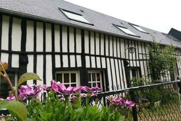 펜션 Cottage Maison Normande 1500 M De La Plage
