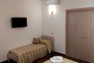 بنسيون B&b La Rusticheria