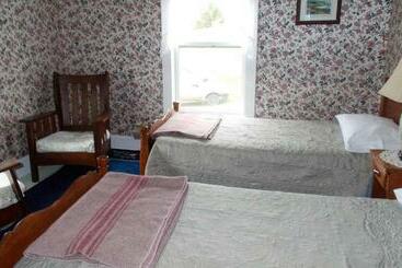 호스텔 Margaree Harbour View Inn B&b