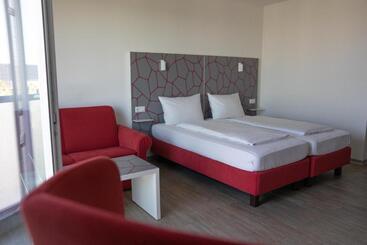 מלון דירות East Apart