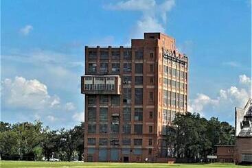 דירות לתיירים Mayfield @ Oyster Creek   Tranquil Creek & Nature!