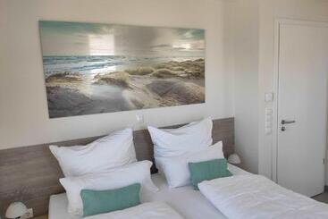 ツーリストアパートメント Ferienhaus 017 In Burhave