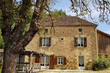膳宿费 Moulin De L Hoste