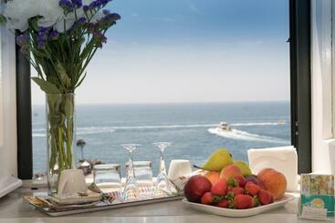 پانسیون Dimore De Luca  Sea View