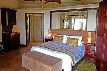 Bezweni Lodge