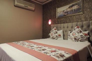 هتل Adana Saray