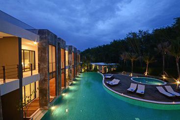 هتل Wanaburi