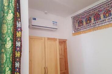 Amir Hostel