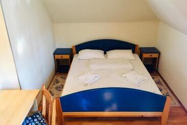 آپارتمانهای توریستها Kraljevi Konaci   Vila Zelena Dolina   Zlatibor