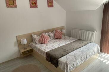 דירות לתיירים Rebeca Apartament