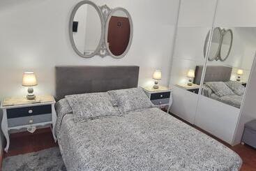 דירות לתיירים Fabuloso Apartamento Con Terraza Y Piscina