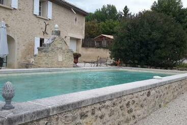 مبيت وإفطار Chambres D Hôtes Le Vignoble