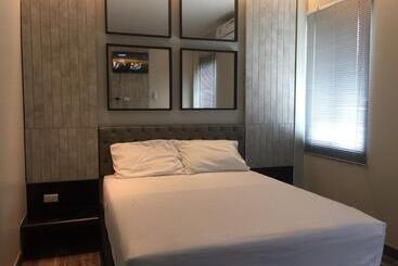 هاستل Chics Resort ชิคส์รีสอร์ท