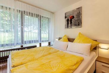 شقق خاصة سياحية Ferienwohnung Fetscher 2