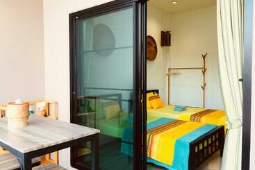 هاستل Mae Sa Riang Home