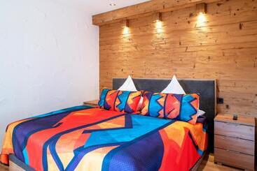 ツーリストアパートメント Luxus Ferienwohnung Chalet Seenähe