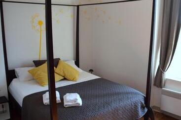 ベッドアンドブレックファースト Le Voyageur   Chambres D Hôtes