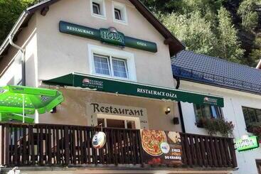 پانسیون Penzion Oáza Hřensko