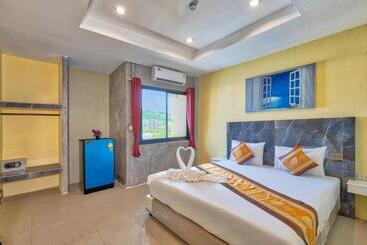 Tj Patong Hotel   Sha Plus