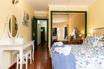 آپارتمانهای توریستها Parque Dos Reis Apartment 2