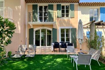 דירות לתיירים Maison 20 Du Lac Les Restanques