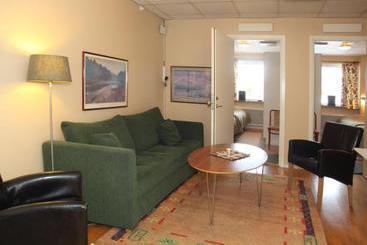 تختخواب و صبحانه Dialog Hotel Västerås