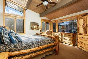 هتل آپارتمان Aspenwood   Coraltree Residence Collection