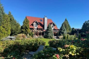 ツーリストアパートメント Chalet Arduina, Wintergarten&saunahaus, Naturpark Hohes Venn  Eifel