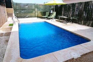 شقق خاصة سياحية The Monda House