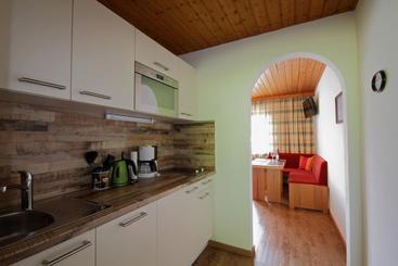 هتل Haus Astrid Christoph