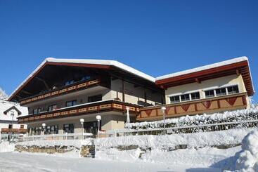 酒店 Rustika   Appartements & Spa