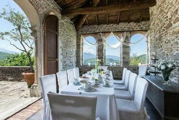 דירות לתיירים Villa Raffaelli