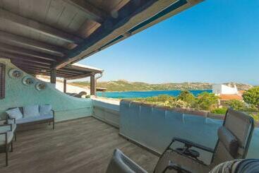 דירות לתיירים La Terrazza Sul Mare