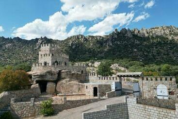 游客公寓 Magnífico Castillo Privado, Elevado En La Roca
